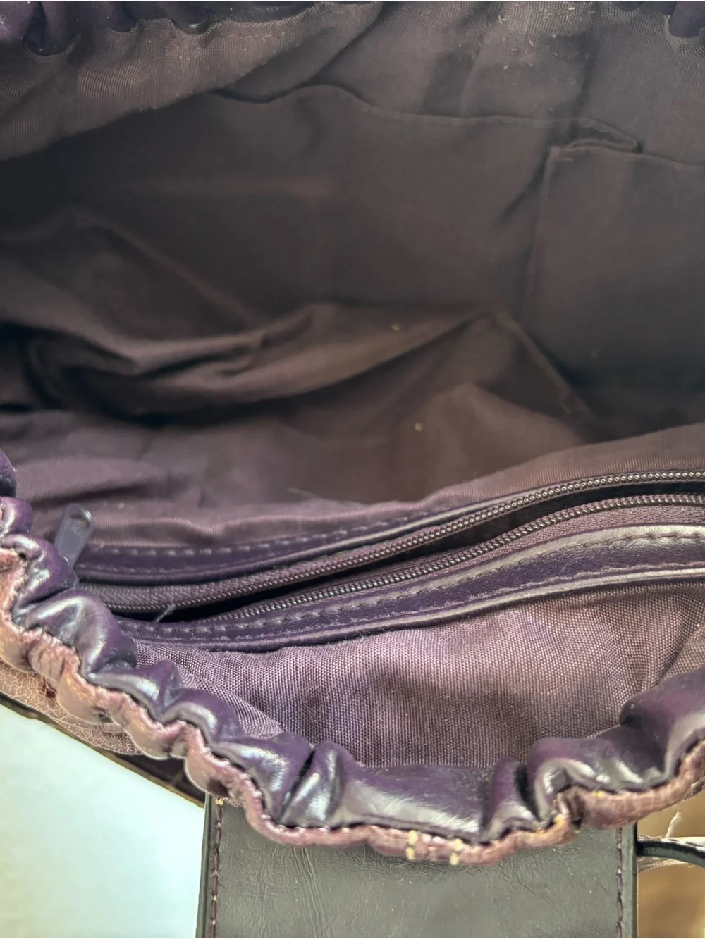 Vintage  Y2K 2000s Classic Burgundy Leather Shoulder Bag